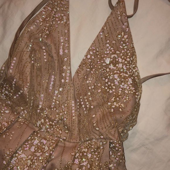 Showpo Dress - Picture 10 of 11